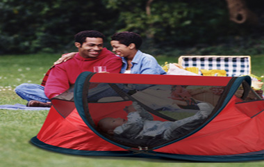peapod travel bed