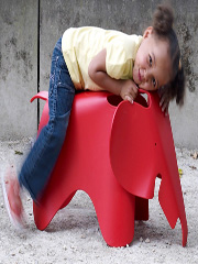 vitra eames elephant